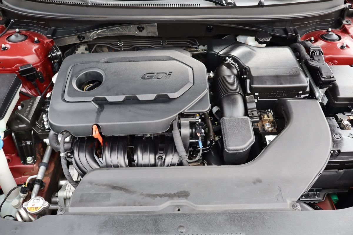 Used 2016 Hyundai Sonata Sport w/ Option Group 1V FWD image 40