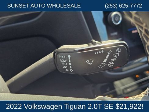 Used 2022 Volkswagen Tiguan SE AWD/4WD image 35