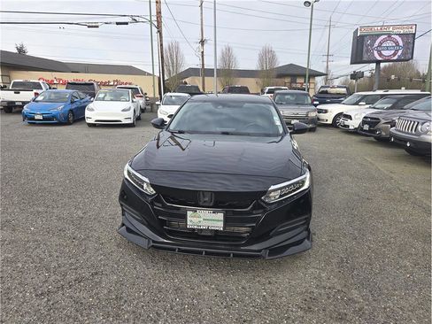 Used 2018 Honda Accord LX image 3