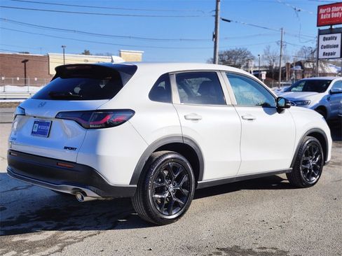 Used 2023 Honda HR-V Sport image 5