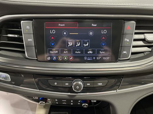 Used 2023 Buick Enclave Premium w/ Experience Buick Package image 26