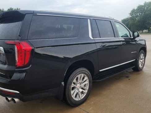 Used 2021 GMC Yukon XL Denali AWD/4WD image 4