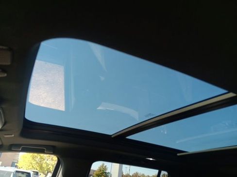 Used 2023 GMC Yukon Denali image 24