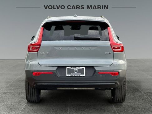 New 2026 Volvo XC40 B5 Ultra w/ Climate Package image 7