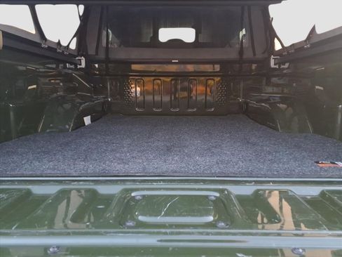 Used 2022 Jeep Gladiator Sport image 21