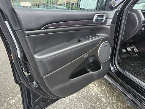 Used 2018 Jeep Grand Cherokee High Altitude image 18