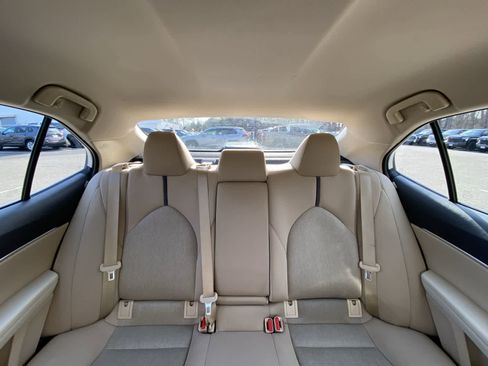 Used 2024 Toyota Camry LE image 30