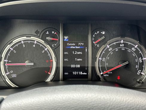 Used 2024 Toyota 4Runner TRD Off-Road Premium w/ TRD Black Wheel Package (TMS) AWD/4WD image 33