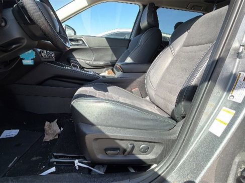 Used 2022 Mitsubishi Outlander SE image 12