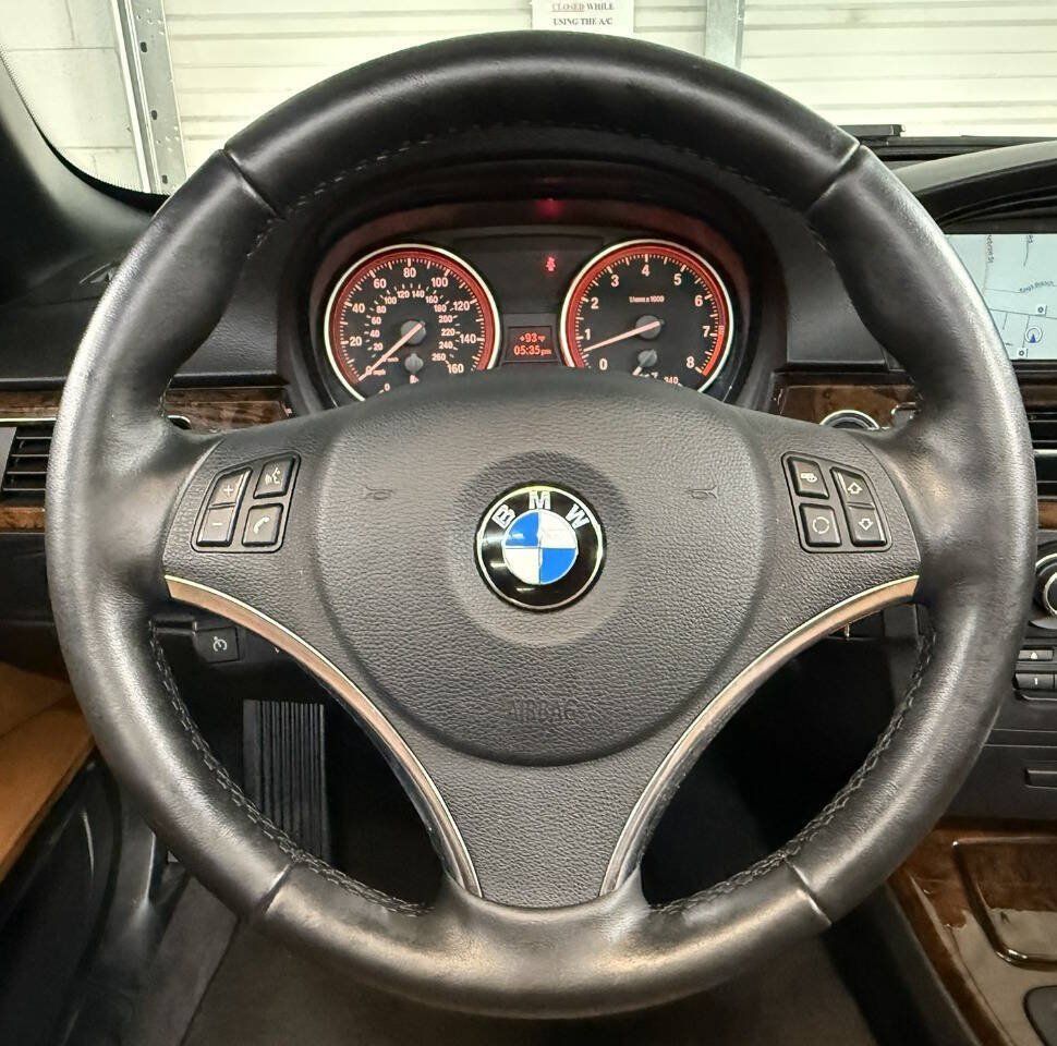 Used 2013 BMW 328i Convertible RWD image 16