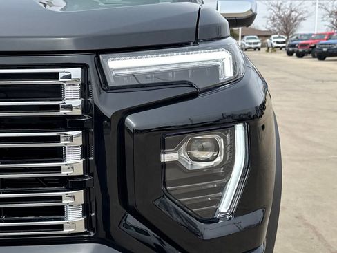 New 2026 GMC Canyon Denali w/ LPO, Denali Black Edition image 4