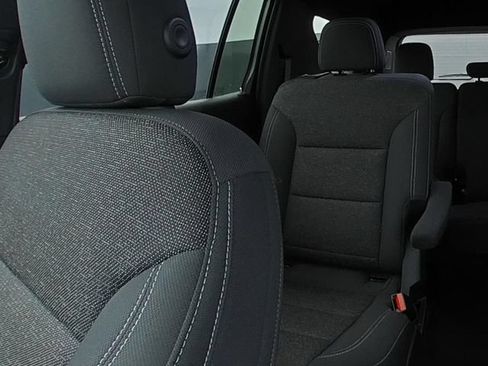 Used 2024 Chevrolet Traverse LT FWD image 24