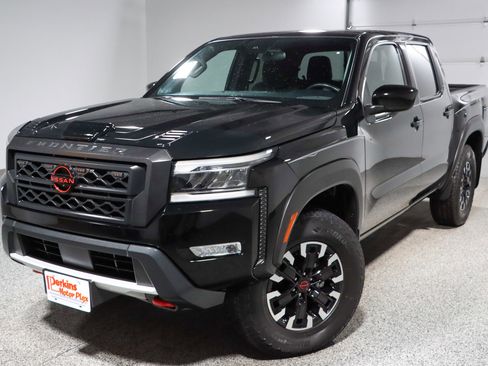 Used 2022 Nissan Frontier PRO-4X w/ Technology Package image 31