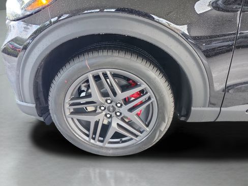 New 2026 Ford Explorer ST AWD/4WD image 30