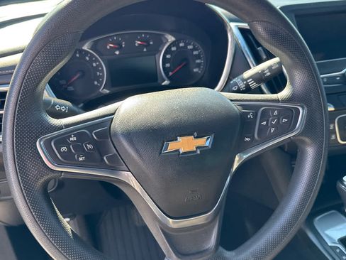 Used 2019 Chevrolet Equinox LT FWD image 13