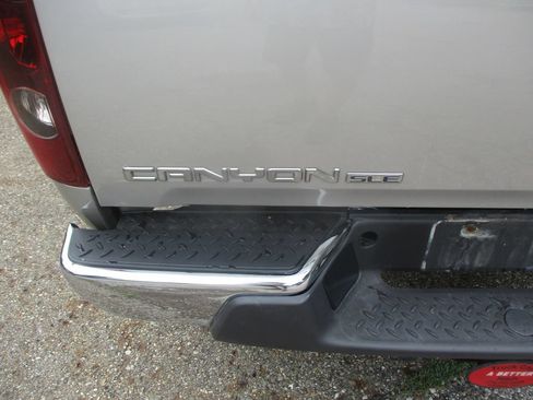 Used 2004 GMC Canyon SLE w/ Power Convenience Package RWD image 7