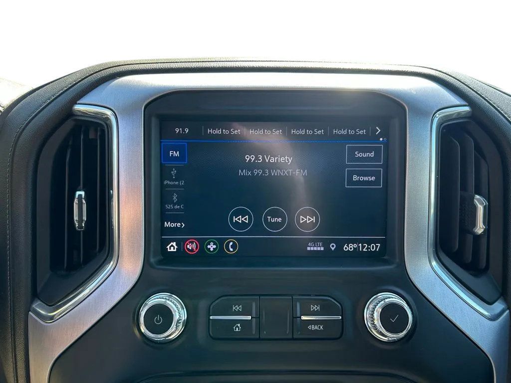Used 2020 GMC Sierra 1500 Elevation w/ Elevation Value Package AWD/4WD image 23