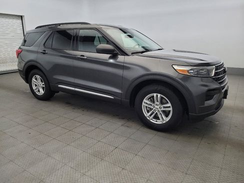 Used 2020 Ford Explorer XLT image 11