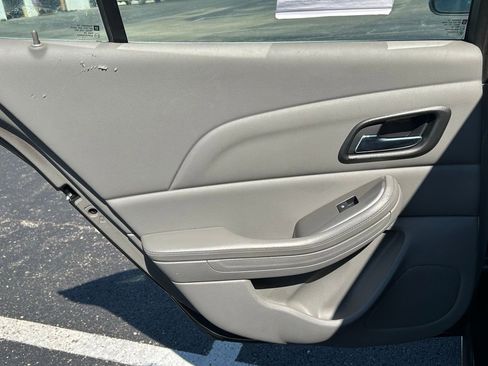 Used 2016 Chevrolet Malibu LS image 16