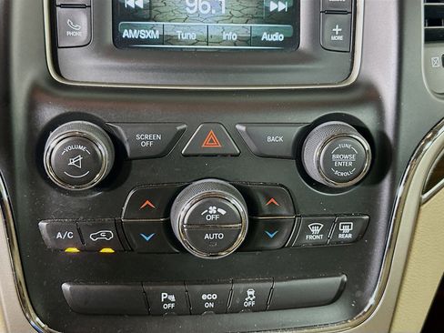 Used 2015 Jeep Grand Cherokee Limited AWD/4WD image 23