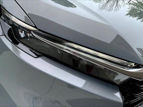 Certified 2023 Honda CR-V EX-L image 28