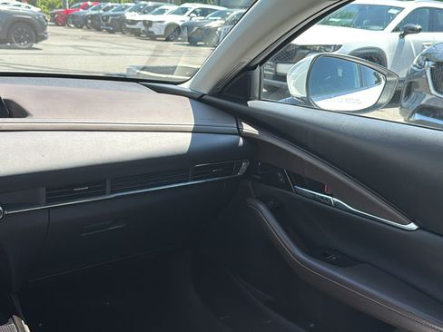 Used 2024 MAZDA CX-30 AWD 2.5 S w/ Premium Package image 23