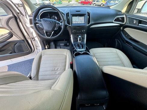 Used 2017 Ford Edge SEL w/ Equipment Group 201A image 10