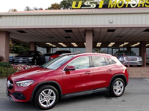 Used 2021 Mercedes-Benz GLA 250 4MATIC w/ Premium Package image 5