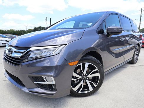 Used 2019 Honda Odyssey Elite image 2
