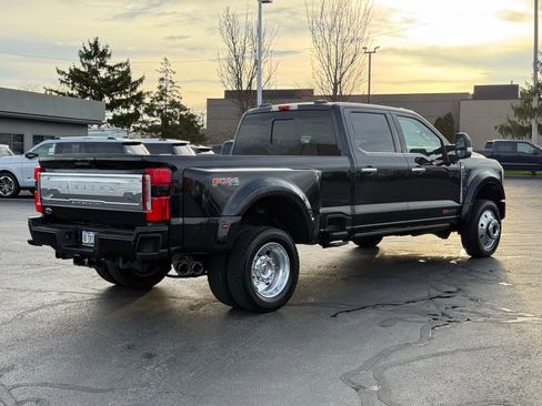 Used 2023 Ford F450 Limited w/ FX4 Off-Road Package image 3