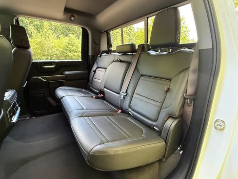 Used 2023 GMC Sierra 2500 Denali w/ Denali Ultimate Package AWD/4WD image 33