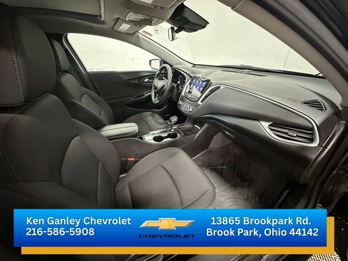 Used 2024 Chevrolet Malibu LT image 24
