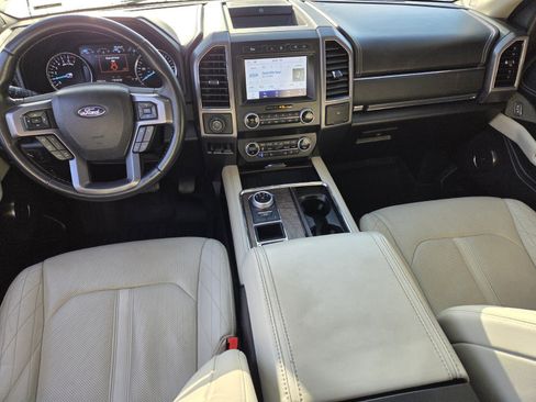 Used 2021 Ford Expedition Platinum image 25