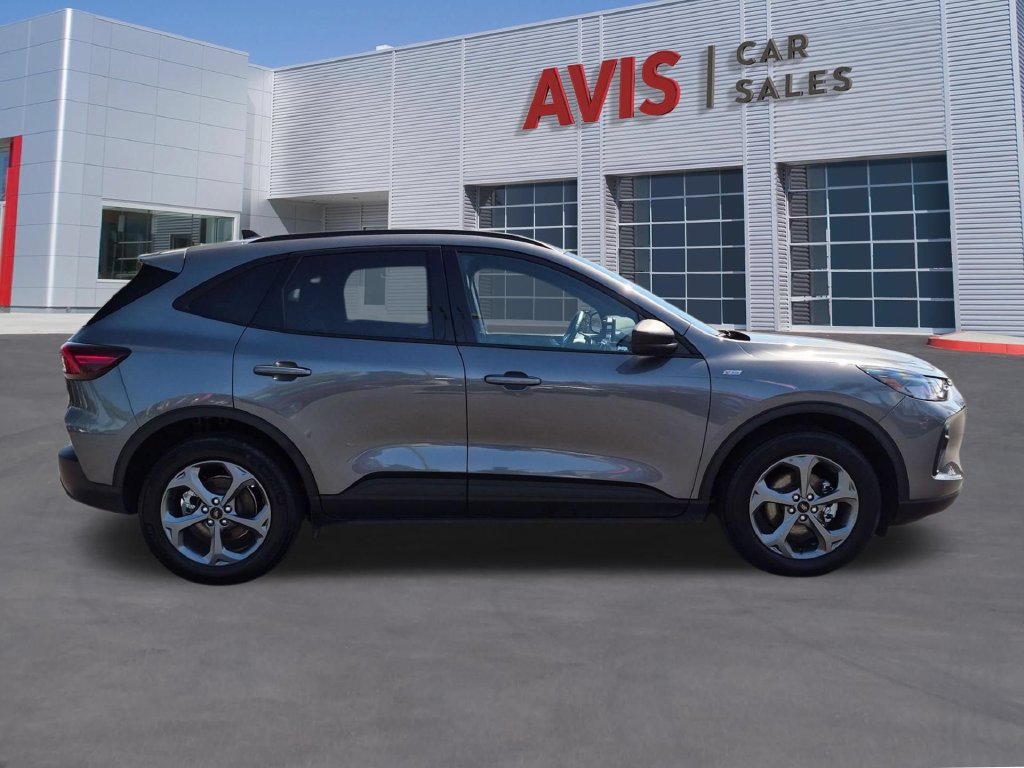 Used 2025 Ford Escape ST-Line AWD/4WD image 5