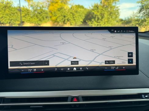 Used 2024 BMW iX xDrive50 w/ Premium Package image 28