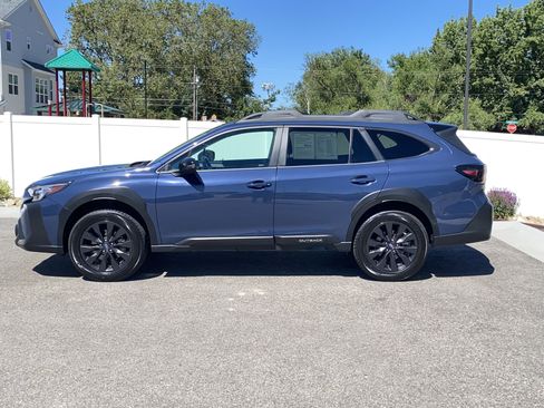 Certified 2025 Subaru Outback Onyx Edition AWD/4WD image 3