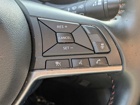 Used 2025 Nissan Sentra SR FWD image 26