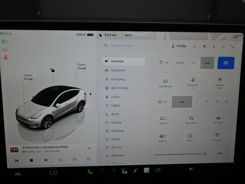 Used 2023 Tesla Model Y Long Range AWD/4WD image 18