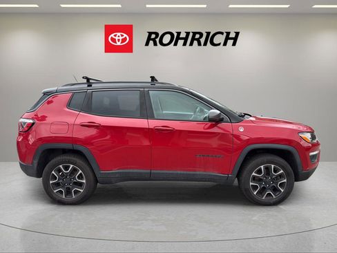 Used 2018 Jeep Compass Trailhawk w/ Navigation Group AWD/4WD image 5