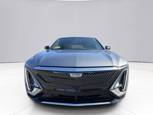 Used 2026 Cadillac Lyriq Signature Luxury w/ Nappa Leather Package AWD/4WD image 15