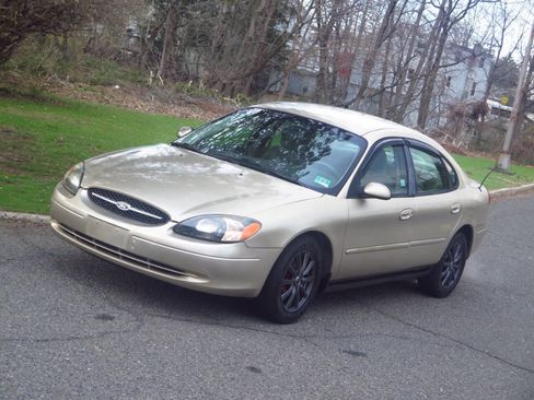 Used 2000 Ford Taurus SES image 20
