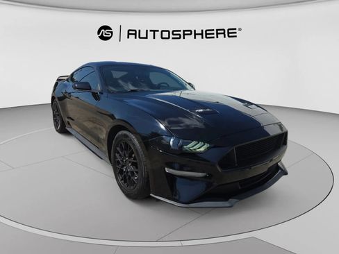 Used 2019 Ford Mustang Coupe RWD image 11