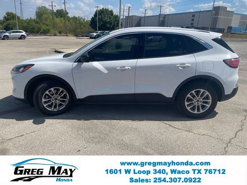 Used 2022 Ford Escape SE w/ Convenience Package FWD image 8