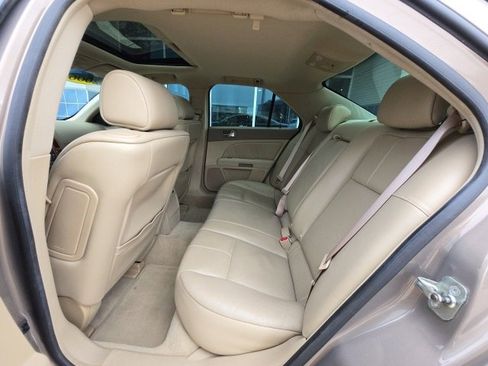 Used 2006 Cadillac STS V8 w/ Preferred Equipment Group image 24