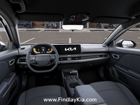 New 2026 Kia K4 FWD image 17