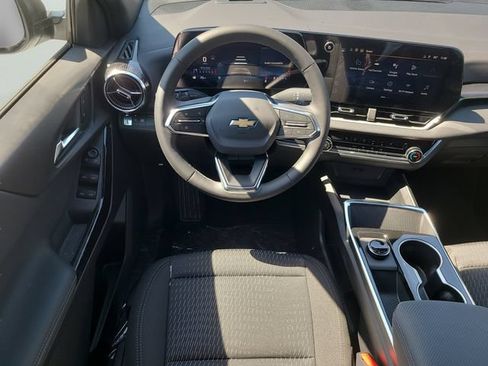 New 2026 Chevrolet Equinox LT w/ Safety and Technology Package FWD image 13