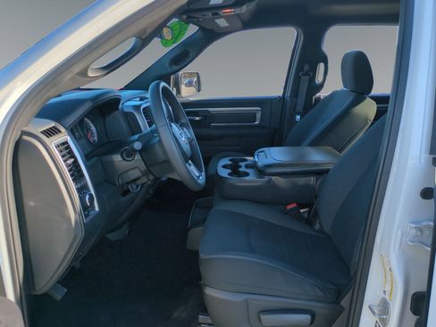 Used 2024 RAM 1500 Classic Warlock image 9