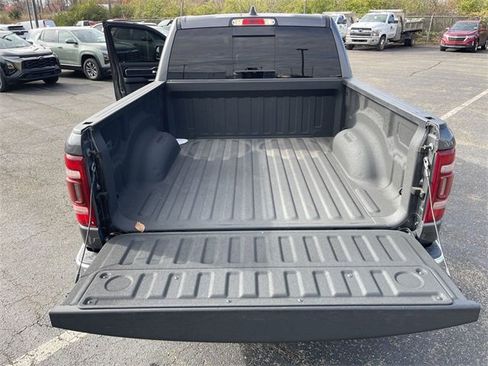 Used 2019 RAM 1500 Laramie image 22