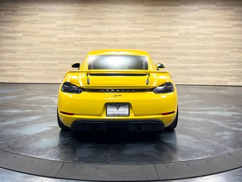 Used 2023 Porsche 718 Cayman GT4 RWD image 18