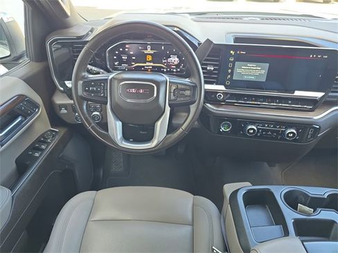 Certified 2024 GMC Sierra 1500 SLT image 13